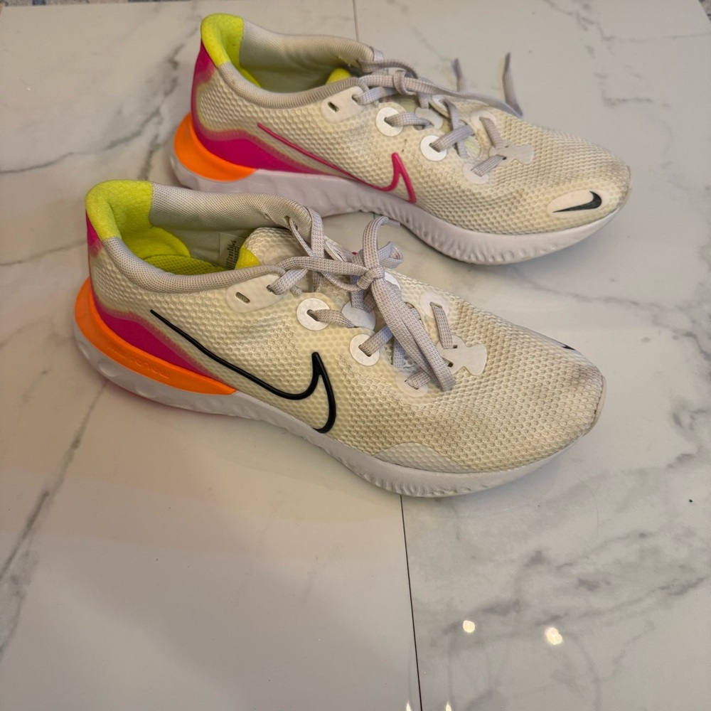 Nike Kids White and Neon Pink Sneakers
